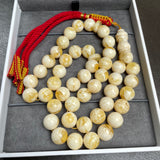 مسبحة من الكهرمان الأبيض مصنوعة يدوياً | 11.5 مم | 45 غ | 45 حبة