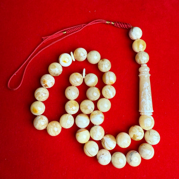 WHITE AMBER MISBAHA 13.5mm 58.1g