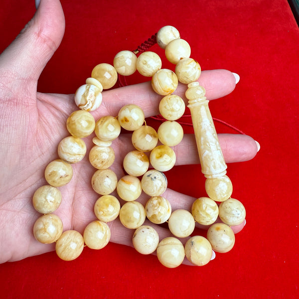 WHITE AMBER MISBAHA 13.5mm 58.1g