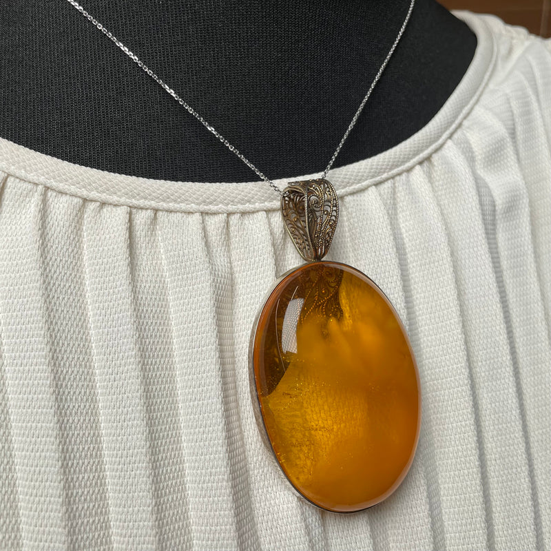 Amber Pendant With Copper Made in Eu Baltic Natural Gemstone 23.5g Gift