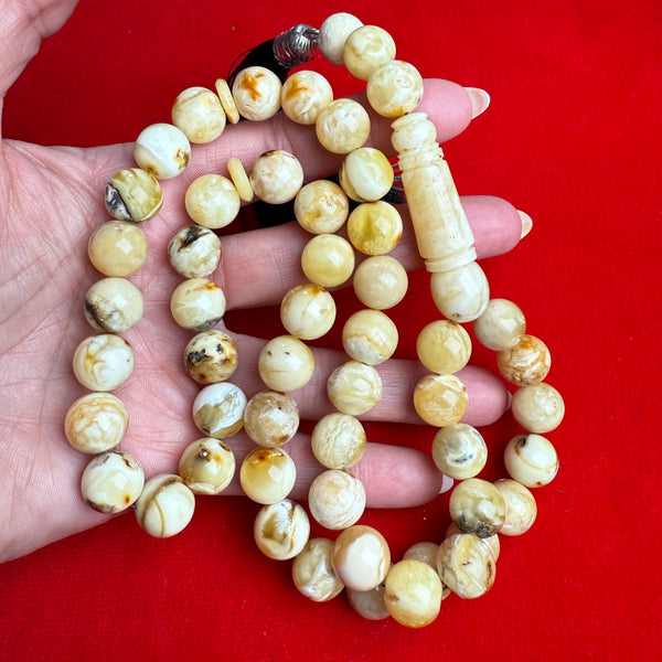 OREO WHITE AMBER MISBAHA 12.2mm 59.3g