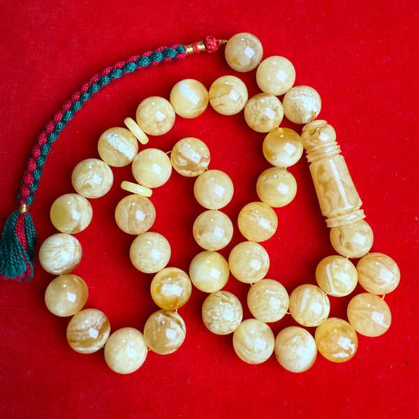 WHITE AMBER MISBAHA 14.9mm 76.9g