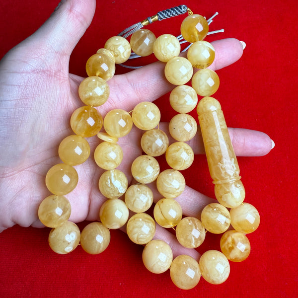 YELLOW WHITE AMBER MISBAHA 15.7mm 90.2g