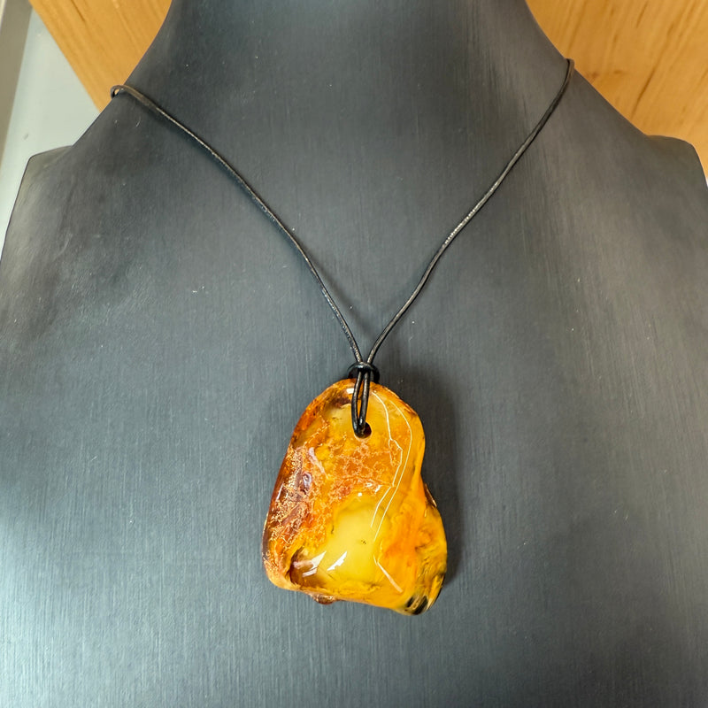 Vintage Natural Amber Pendant Authentic Baltic Gemstone 11.5g Gift