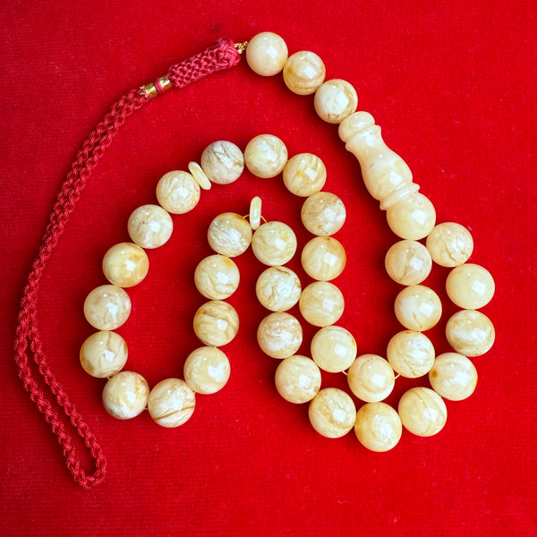 WHITE AMBER MISBAHA 12.2mm 42,3g