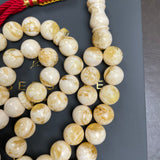 مسبحة من الكهرمان الأبيض مصنوعة يدوياً | 11.5 مم | 45 غ | 45 حبة