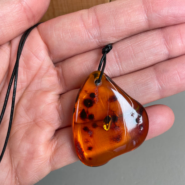 Vintage Natural Amber Pendant Made in EU Baltic Gemstone 6 g Gift