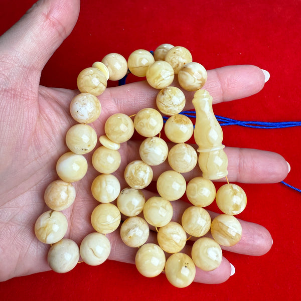 WHITE AMBER MISBAHA 13.1mm 49.1g