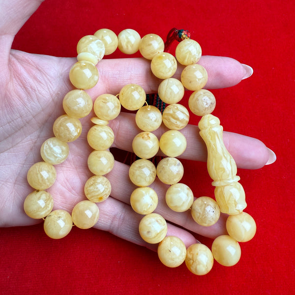WHITE AMBER MISBAHA 12.6mm 45.5g