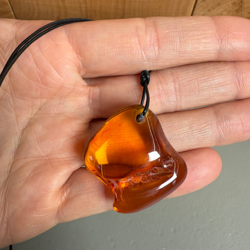 Vintage Natural Amber Pendant Authentic Baltic Gemstone 6.5g Gift