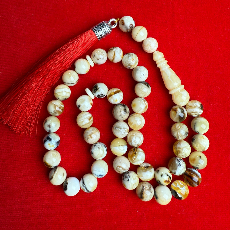 OREO WHITE AMBER MISBAHA 10mm 32.8g