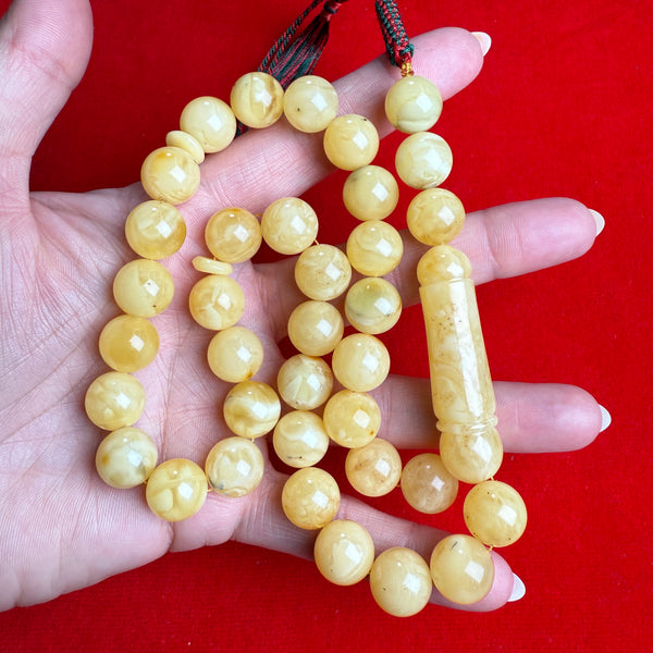 YELLOW WHITE AMBER MISBAHA 12.3mm 44.4g