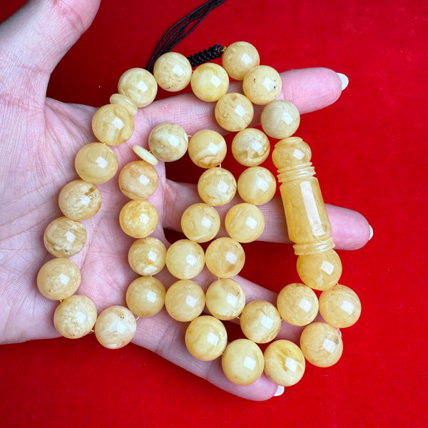 YELLOW WHITE AMBER MISBAHA 13.5mm 57.9g