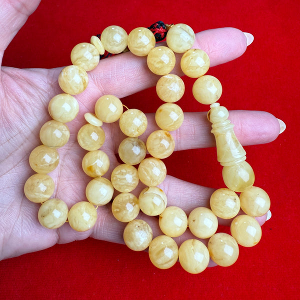 YELLOW WHITE AMBER MISBAHA 12.3mm 42.1g