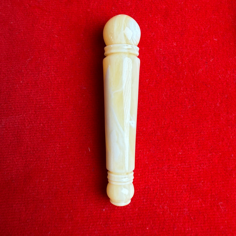 WHITE IMAM 15.7mm x 76mm 10.2g