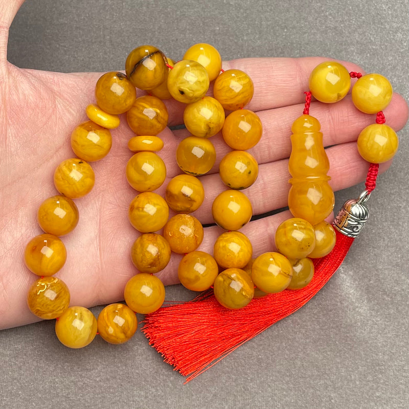 ANTIQUE AMBER MISBAHA 13,7mm 59,1g