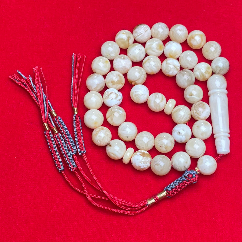 WHITE AMBER MISBAHA 10,8mm 33,7g